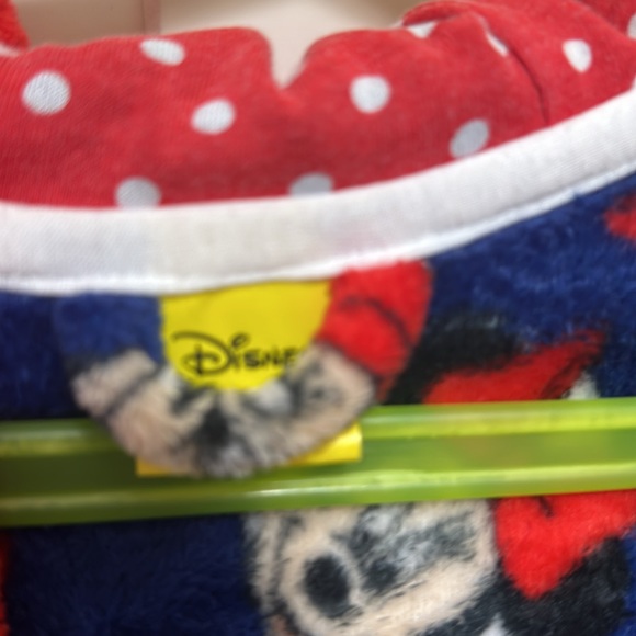 Minnie Mouse Character Robe - Picture 4 of 5